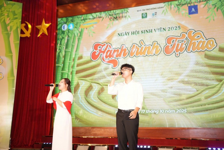 Sôi nổi, trẻ trung và đầy nhiệt huyết trong “Ngày hội Sinh viên” Trường Đại học Luật Hà Nội