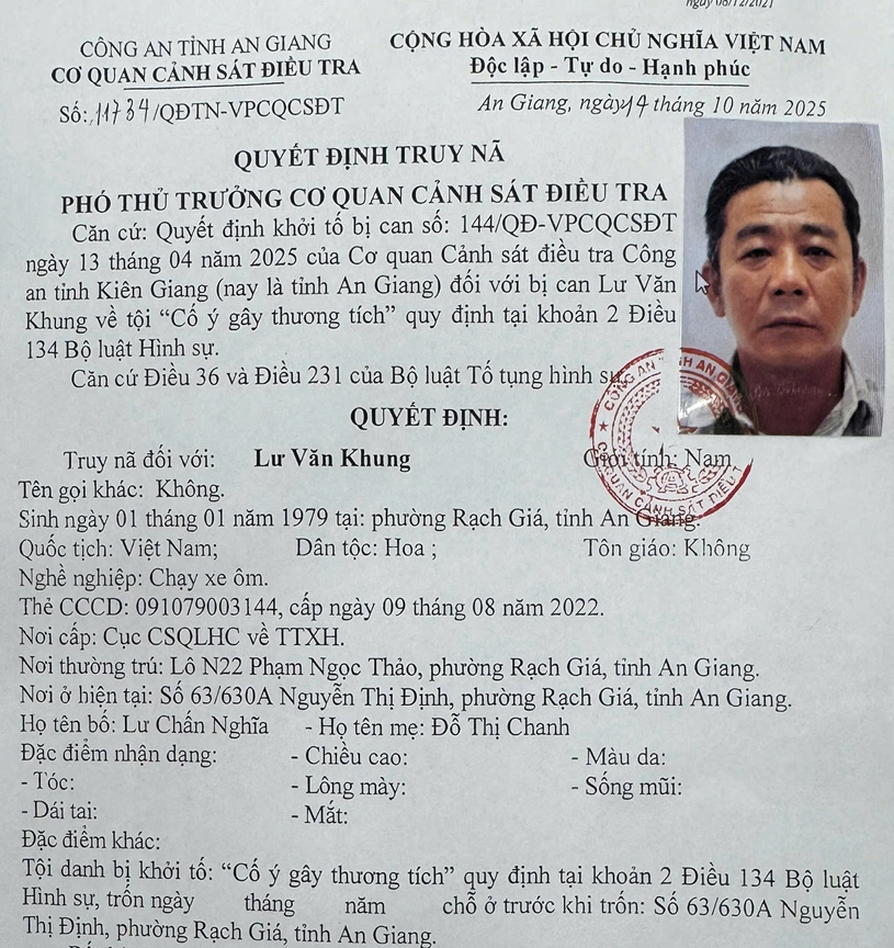 Dùng búa chém trọng thương hàng xóm rồi bỏ trốn Dùng búa chém trọng thương hàng xóm rồi bỏ trốn