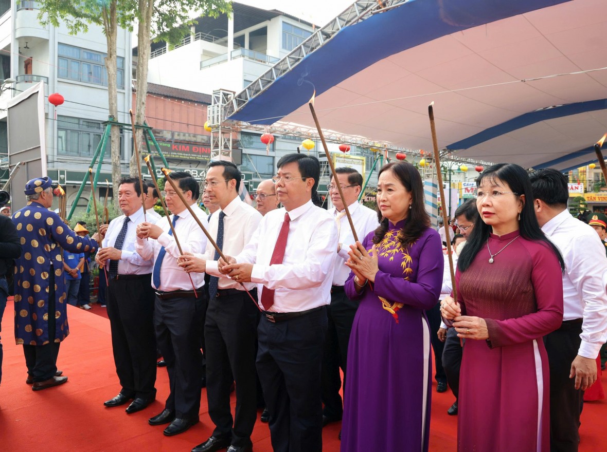 An Giang long trọng tổ chức Lễ dâng hương tưởng nhớ anh hùng Nguyễn Trung Trực