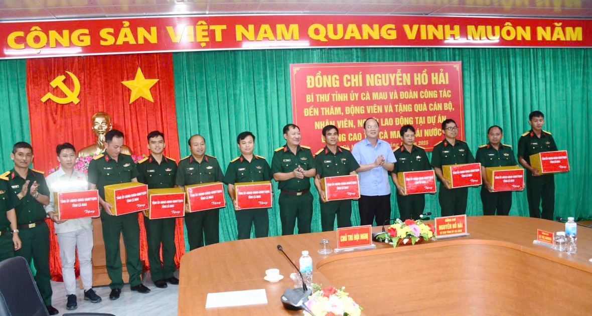 Lãnh đạo Cà Mau kiểm tra tiến độ các công trình trọng điểm sau Đại hội Đảng bộ tỉnh lần thứ I