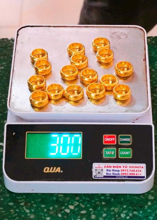 BĐBP Tây Ninh bắt quả tang đối tượng mang theo gần 300gam vàng nhập cảnh