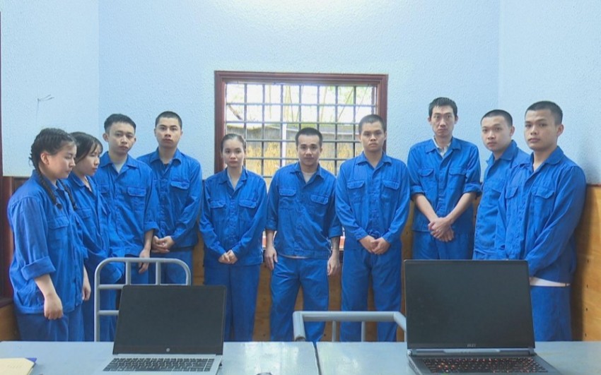 Nhóm đối tượng trong đường dây lừa đảo, chiếm đoạt Nhóm đối tượng trong đường dây lừa đảo, chiếm đoạt