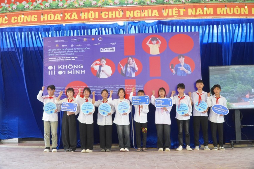 Các xã vùng biên giới tỉnh Tuyên Quang đẩy mạnh truyền thông an toàn trên không gian mạng