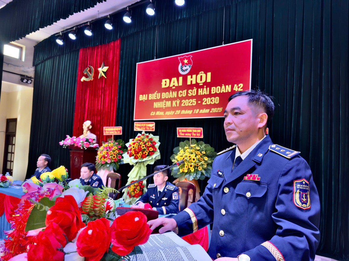 Đoàn cơ sở Hải đoàn 42: Lá cờ đầu trong công tác Đoàn và phong trào thanh niên