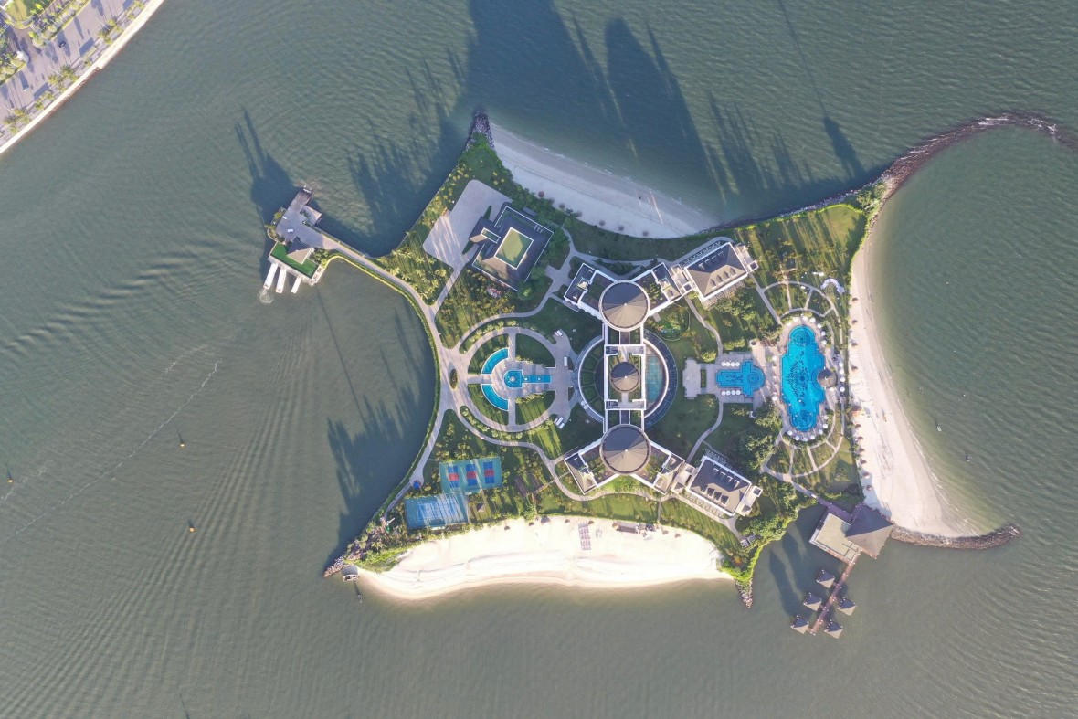 Hạ Long đẹp say lòng ngày cuối thu