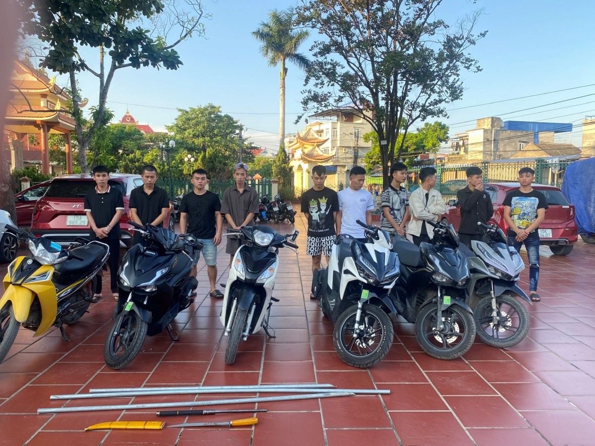 Khởi tố nhóm thanh niên mang hung khí gây rối tại Hải Phòng