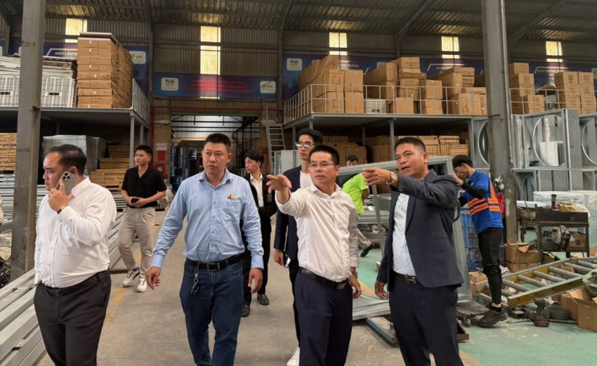 Đoàn thẩm định số 33 Giải thưởng Sao Đỏ 2025 khảo sát ứng viên tại TP Hồ Chí Minh