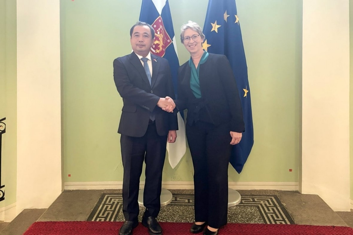 Quyền Bộ trưởng Bộ Nông nghiệp và Môi trường Việt Nam Trần Đức Thắng đã có buổi tiếp và làm việc với bà Sari Essayah, Bộ trưởng Bộ Nông nghiệp và Lâm nghiệp Phần Lan. Ảnh: Mạnh Tường.