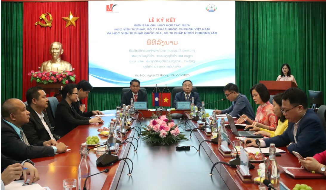 Quang cảnh buổi lễ.