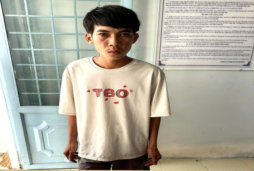 An Giang: Công an phường Thới Sơn bắt thanh niên