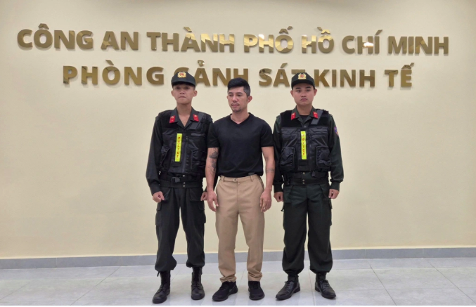 Lương Bằng Quang tại cơ quan điều tra (Ảnh: Công an HCM). Lương Bằng Quang tại cơ quan điều tra (Ảnh: Công an HCM).