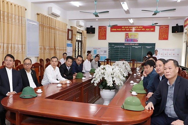 Xây dựng Ninh Bình trở thành cực phát triển quan trọng của cả nước Xây dựng Ninh Bình trở thành cực phát triển quan trọng của cả nước