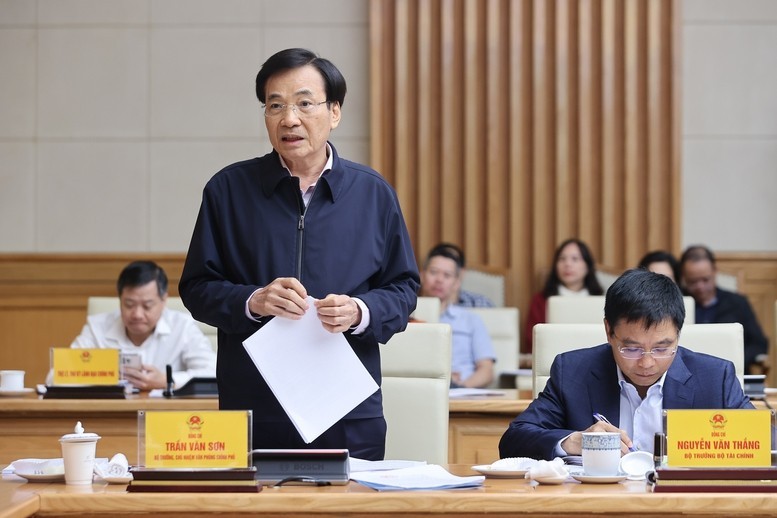 Thủ tướng yêu cầu không để xảy ra tham nhũng, tiêu cực, thất thoát, lãng phí tại các dự án đường sắt