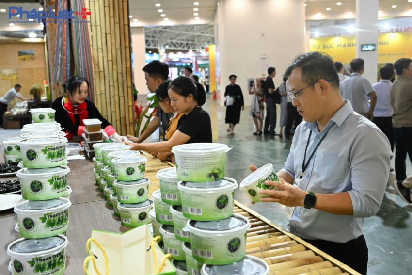 Hội chợ Mùa thu lần thứ nhất: Nơi hội tụ, lan toả hàng hoá thương hiệu Việt