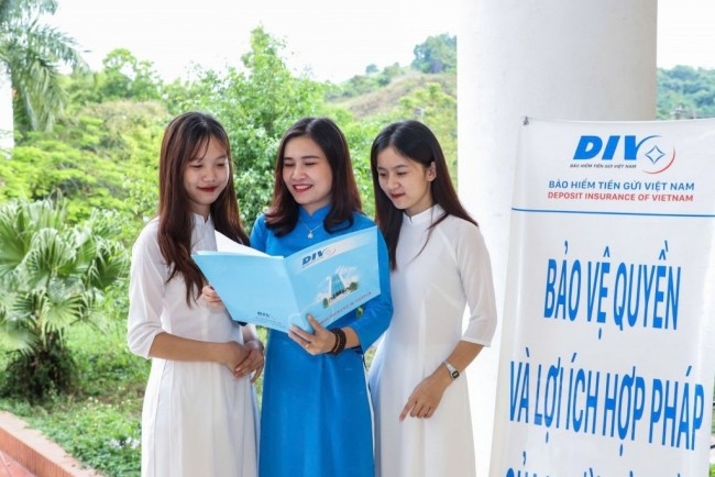 Sửa đổi Luật Bảo hiểm tiền gửi: Tạo cơ sở pháp lý áp dụng cơ chế phí bảo hiểm tiền gửi linh hoạt, phù hợp thực tiễn hệ thống tổ chức tín dụng từng thời kỳ Sửa đổi Luật Bảo hiểm tiền gửi: Tạo cơ sở pháp lý áp dụng cơ chế phí bảo hiểm tiền gửi linh hoạt, phù hợp thực tiễn hệ thống tổ chức tín dụng từng thời kỳ