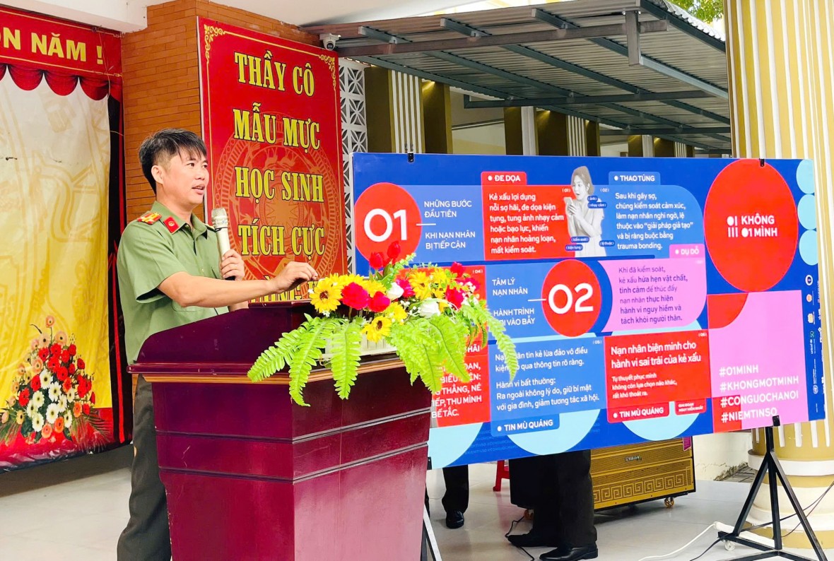 Cà Mau: Xây dựng “lá chắn số” bảo vệ học sinh trước nguy cơ mạng