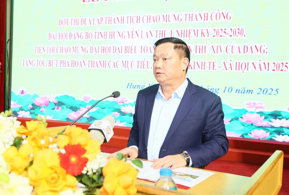 Hưng Yên phát động thi đua hoàn thành các mục tiêu, nhiệm vụ phát triển kinh tế - xã hội năm 2025 Hưng Yên phát động thi đua hoàn thành các mục tiêu, nhiệm vụ phát triển kinh tế - xã hội năm 2025