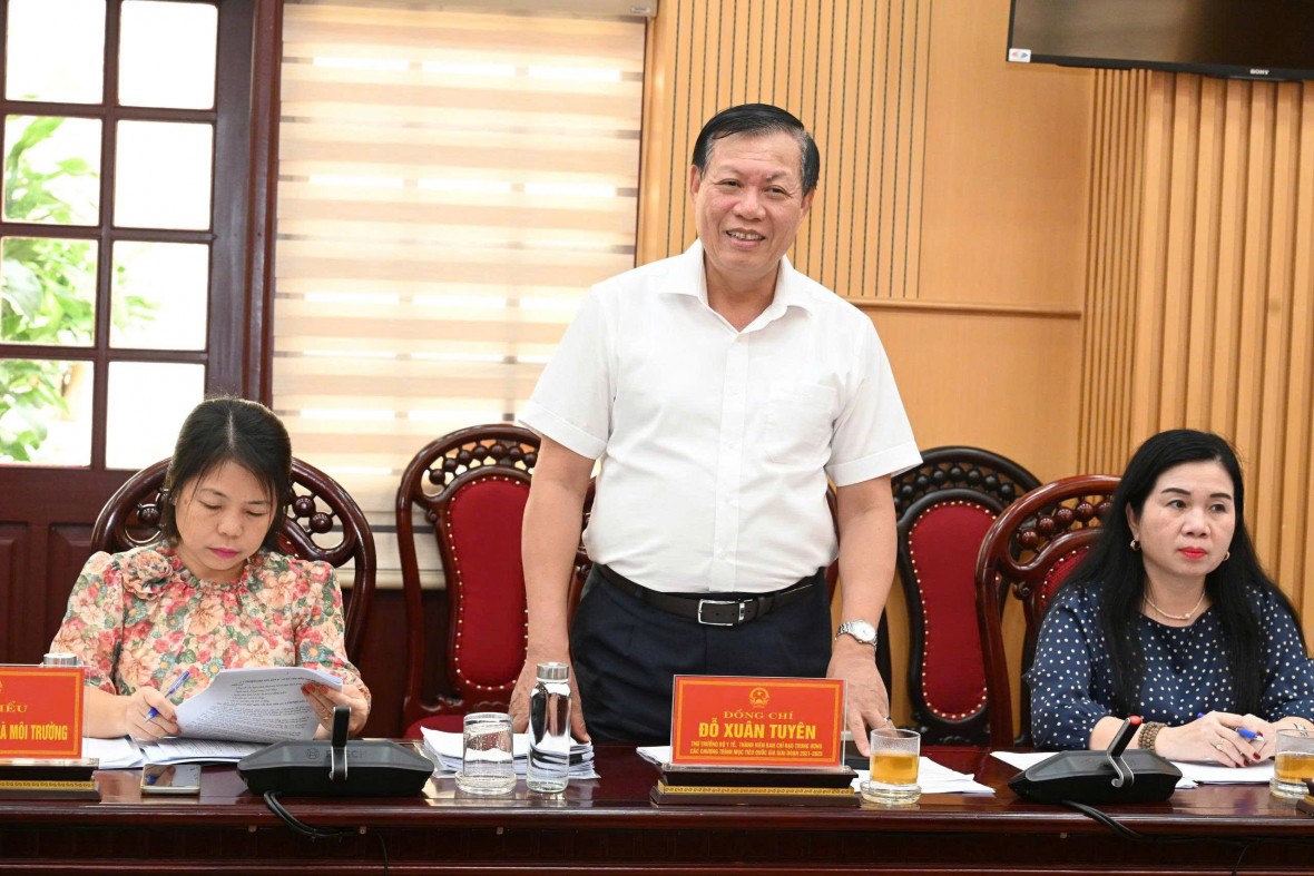 Thứ trưởng Bộ Y tế Đỗ Xuân Tuyên làm việc với tỉnh Ninh Bình về việc thực hiện các chương trình mục tiêu quốc gia