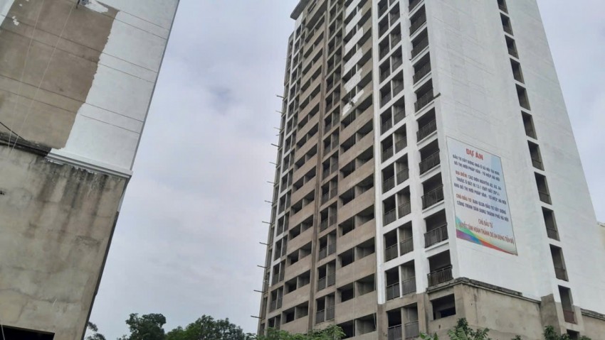 Khu ký túc xá Pháp Vân - Tứ Hiệp bỏ hoang đang 