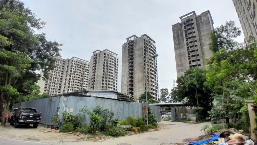 Khu ký túc xá Pháp Vân - Tứ Hiệp bỏ hoang đang 