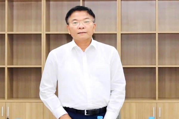 Phó Thủ tướng Lê Thành Long kiểm tra Dự án 2 Bệnh viện tại Ninh Bình Phó Thủ tướng Lê Thành Long kiểm tra Dự án 2 Bệnh viện tại Ninh Bình