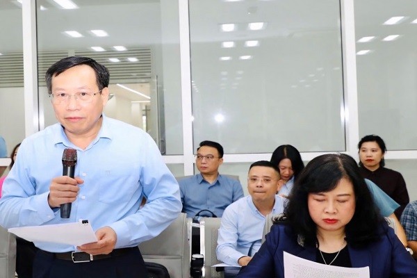 Phó Thủ tướng Lê Thành Long kiểm tra Dự án 2 Bệnh viện tại Ninh Bình Phó Thủ tướng Lê Thành Long kiểm tra Dự án 2 Bệnh viện tại Ninh Bình