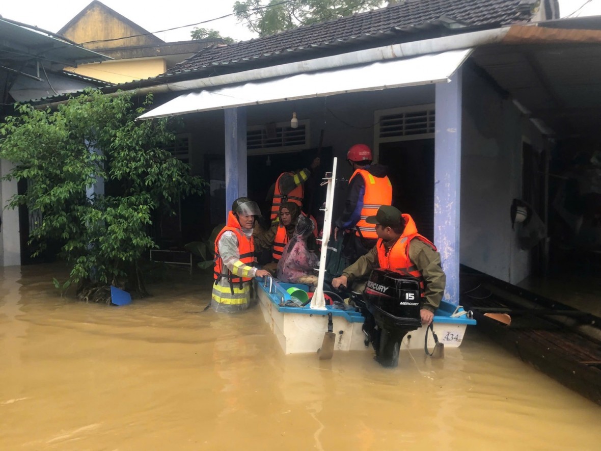 Hỗ trợ khẩn cấp 350 tỷ đồng cho TP Huế, Quảng Trị, Quảng Ngãi khắc phục thiệt hại mưa lũ