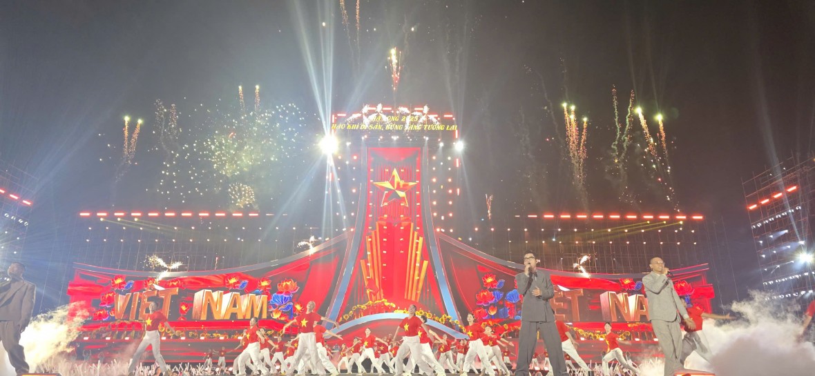 Đêm khai mạc Hạ Long Concert 2025 rực rỡ và đầy cảm xúc