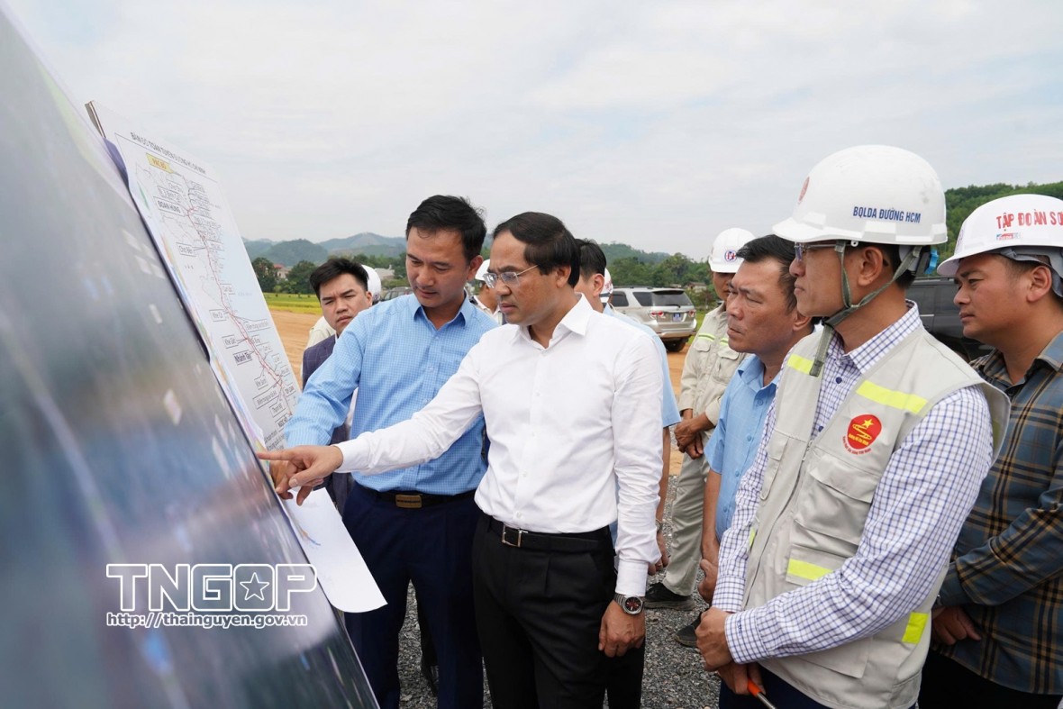 Thái Nguyên: Phấn đấu hoàn thành kế hoạch Dự án đường Hồ Chí Minh đoạn Chợ Chu - Ngã ba Trung Sơn