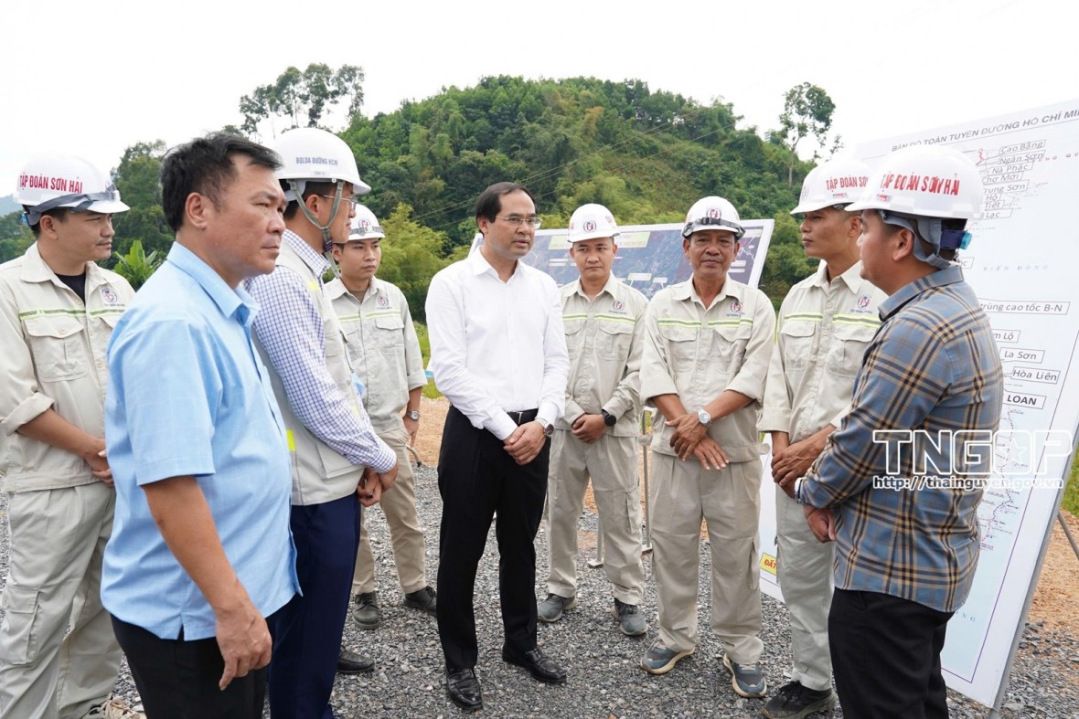 Thái Nguyên: Phấn đấu hoàn thành kế hoạch Dự án đường Hồ Chí Minh đoạn Chợ Chu - Ngã ba Trung Sơn