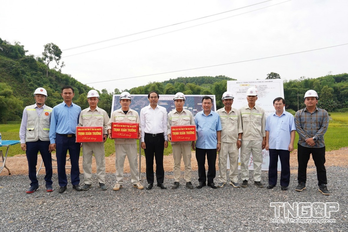 Thái Nguyên: Phấn đấu hoàn thành kế hoạch Dự án đường Hồ Chí Minh đoạn Chợ Chu - Ngã ba Trung Sơn