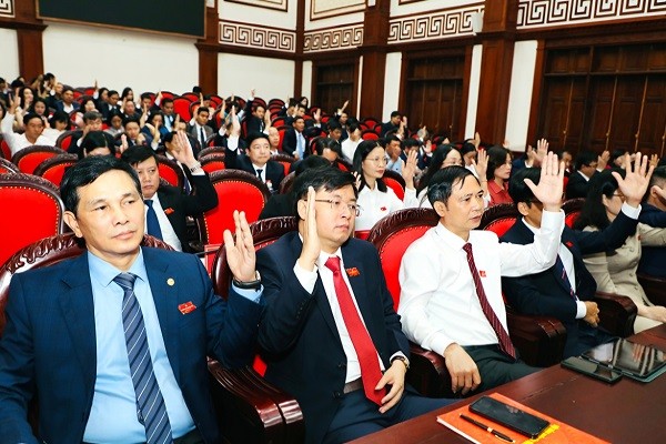 HĐND tỉnh Ninh Bình thông qua 14 Nghị quyết quan trọng