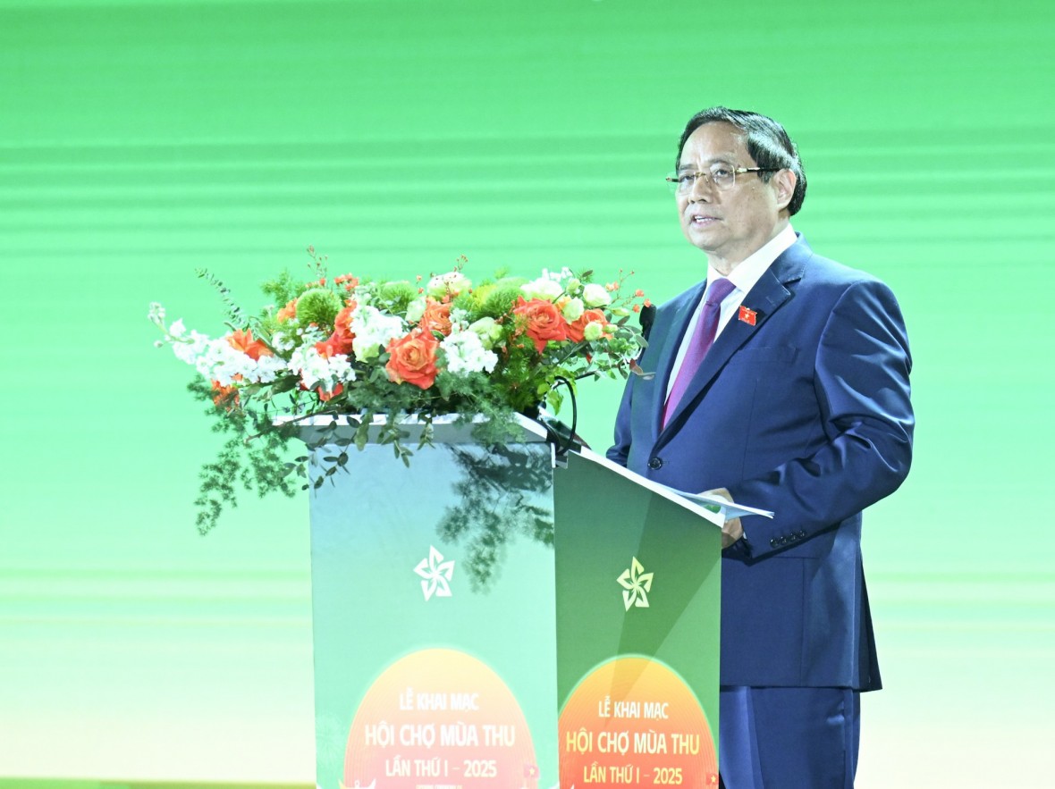 Thủ tướng Phạm Minh Chính phát biểu tại lễ khai mạc Hội chợ Mùa Thu lần thứ nhất năm 2025.