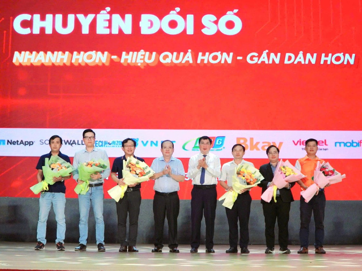 An Giang: Chuyển đổi số nhanh hơn, hiệu quả hơn, gần dân hơn