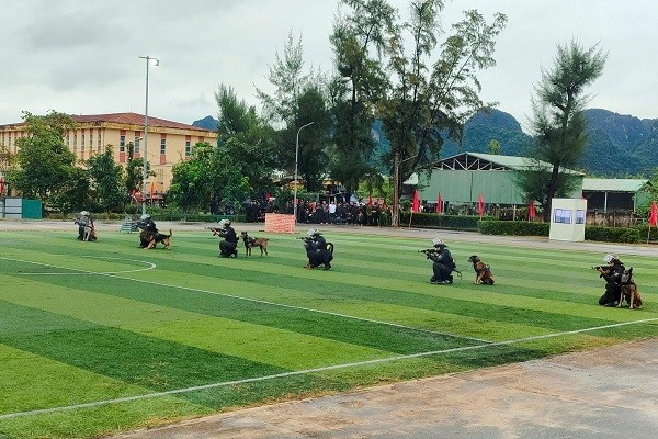 Công an tỉnh Quảng Ninh sẵn sàng cho các sự kiện chính trị trên địa bàn Công an tỉnh Quảng Ninh sẵn sàng cho các sự kiện chính trị trên địa bàn