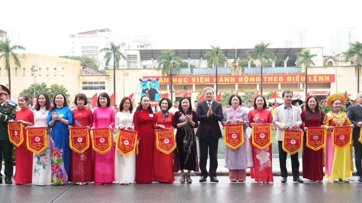 Tưng bừng Lễ Khai mạc Đại hội Thể dục Thể thao phường Nghĩa Đô lần thứ Nhất năm 2025