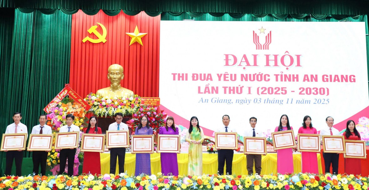 Phó Chủ tịch nước Võ Thị Ánh Xuân dự Đại hội Thi đua yêu nước tỉnh An Giang lần thứ I (2025-2030)