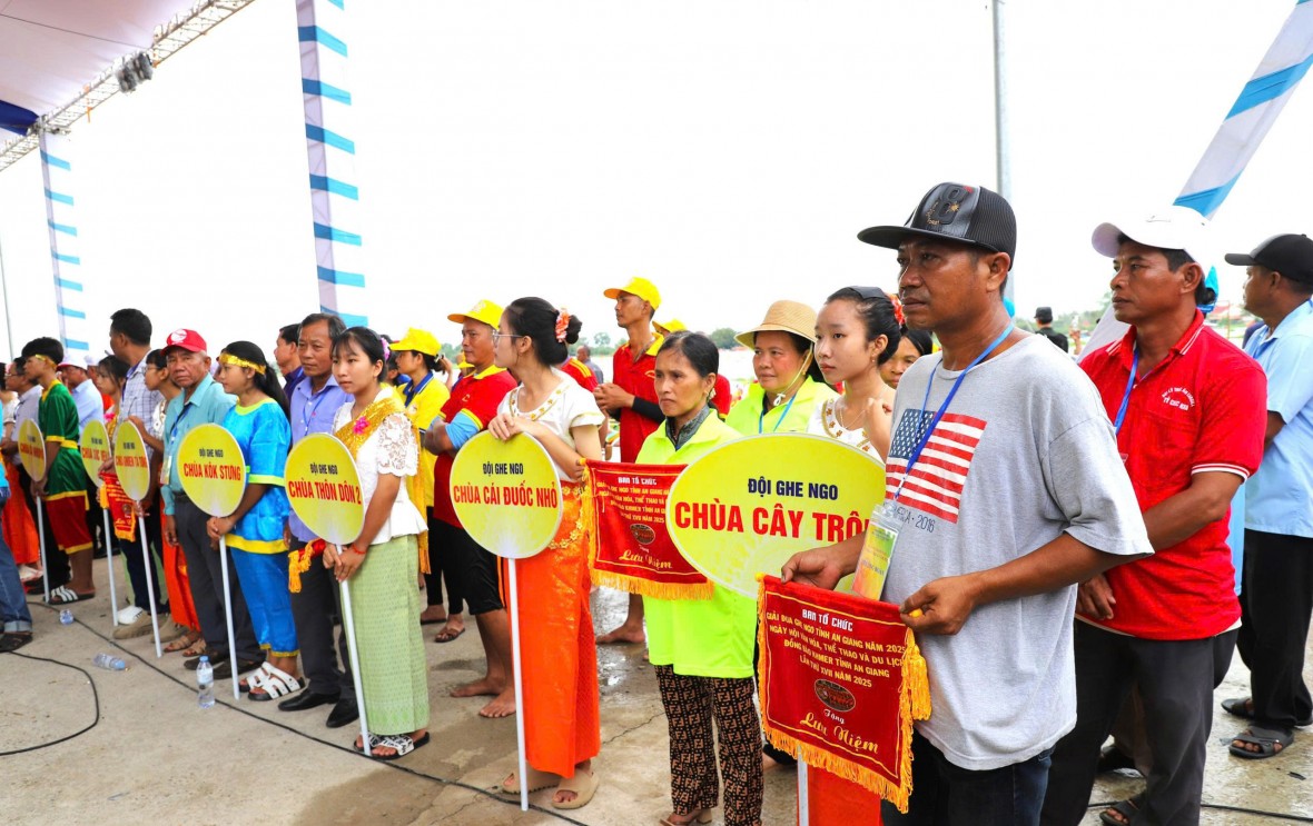 An Giang tưng bừng khai mạc Ngày hội Văn hóa, Thể thao và Du lịch đồng bào Khmer lần thứ XVII năm 2025