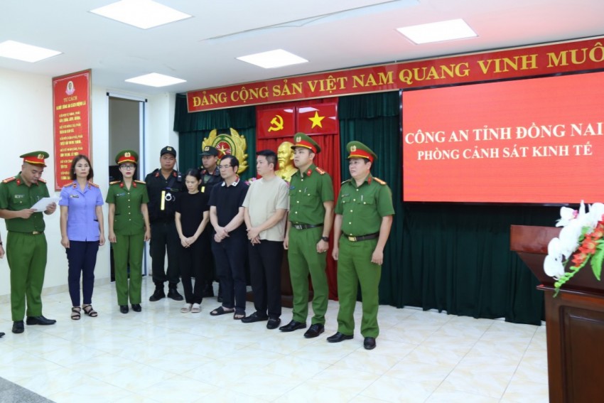 Công an Đồng Nai đề nghị người dân phối hợp cung cấp kem chống nắng giả Công an Đồng Nai đề nghị người dân phối hợp cung cấp kem chống nắng giả