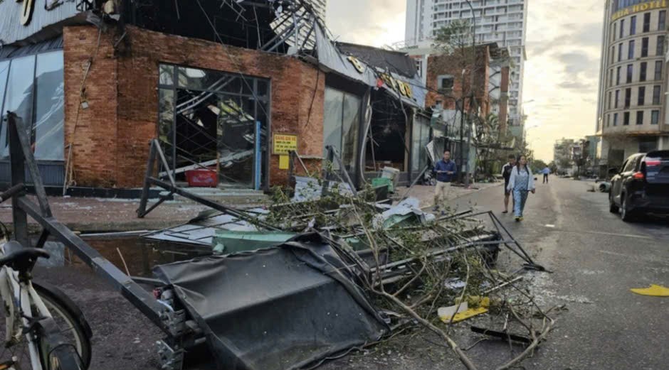 Bão Kalmaegi gây thiệt hại nặng nề ở Gia Lai, hàng nghìn ngôi nhà hư hỏng