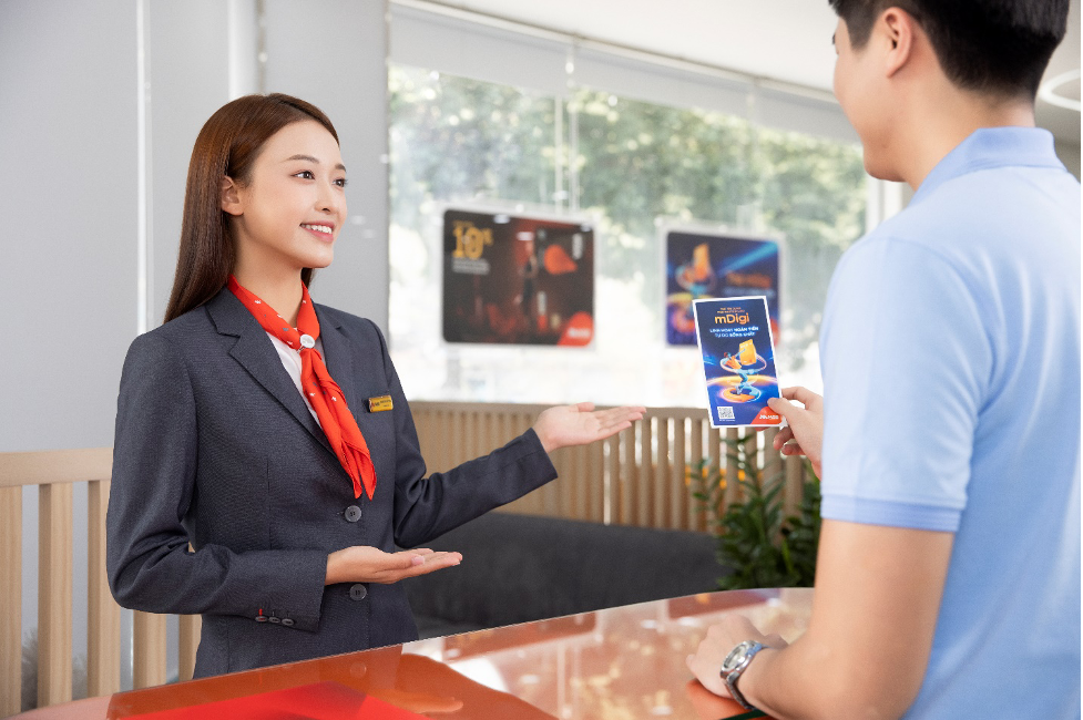 Trải nghiệm nghiệp vụ: Khoảng cách từ giảng đường đến nhà băng