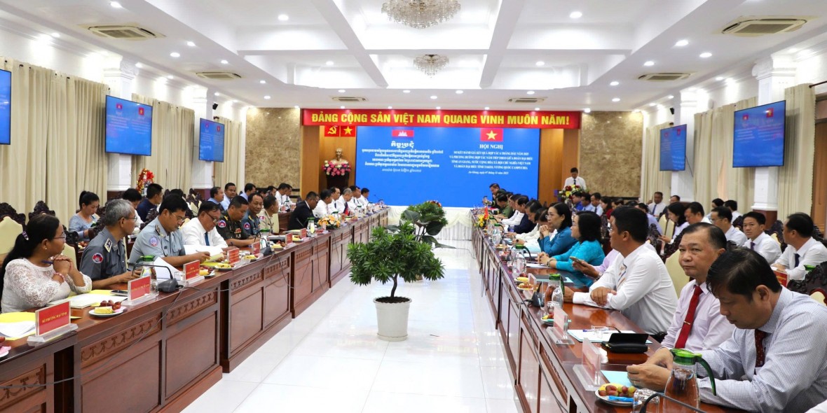 An Giang và Takeo (Campuchia) thắt chặt hợp tác, xây dựng biên giới hòa bình, phát triển An Giang và Takeo (Campuchia) thắt chặt hợp tác, xây dựng biên giới hòa bình, phát triển