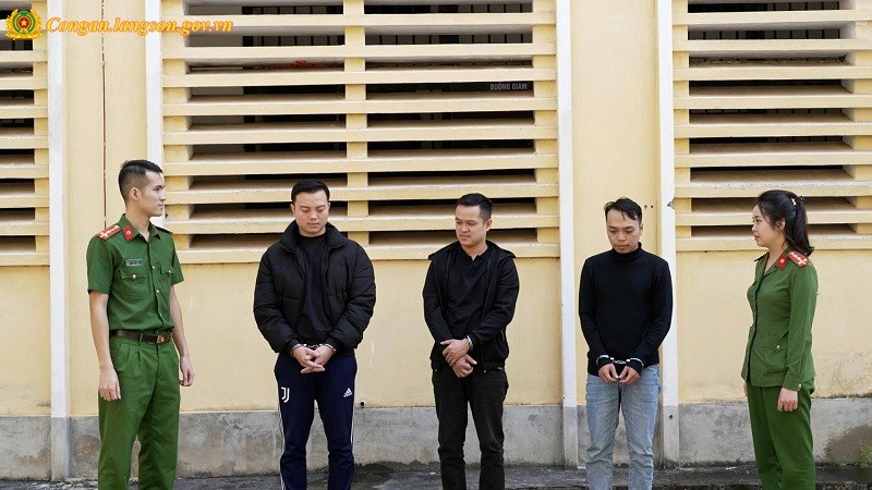 Triệt phá đường dây cho vay qua app với lãi suất hơn 2.000%/năm ở Lạng Sơn