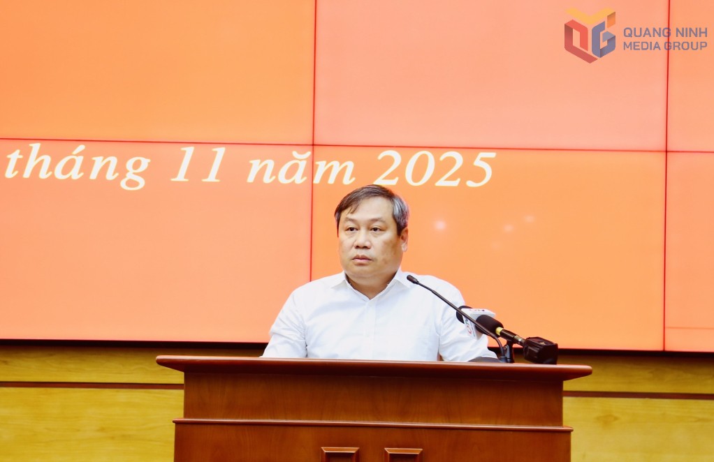 Quảng Ninh tiếp tục siết chặt phòng, chống tham nhũng, xây dựng chính quyền liêm chính Quảng Ninh tiếp tục siết chặt phòng, chống tham nhũng, xây dựng chính quyền liêm chính