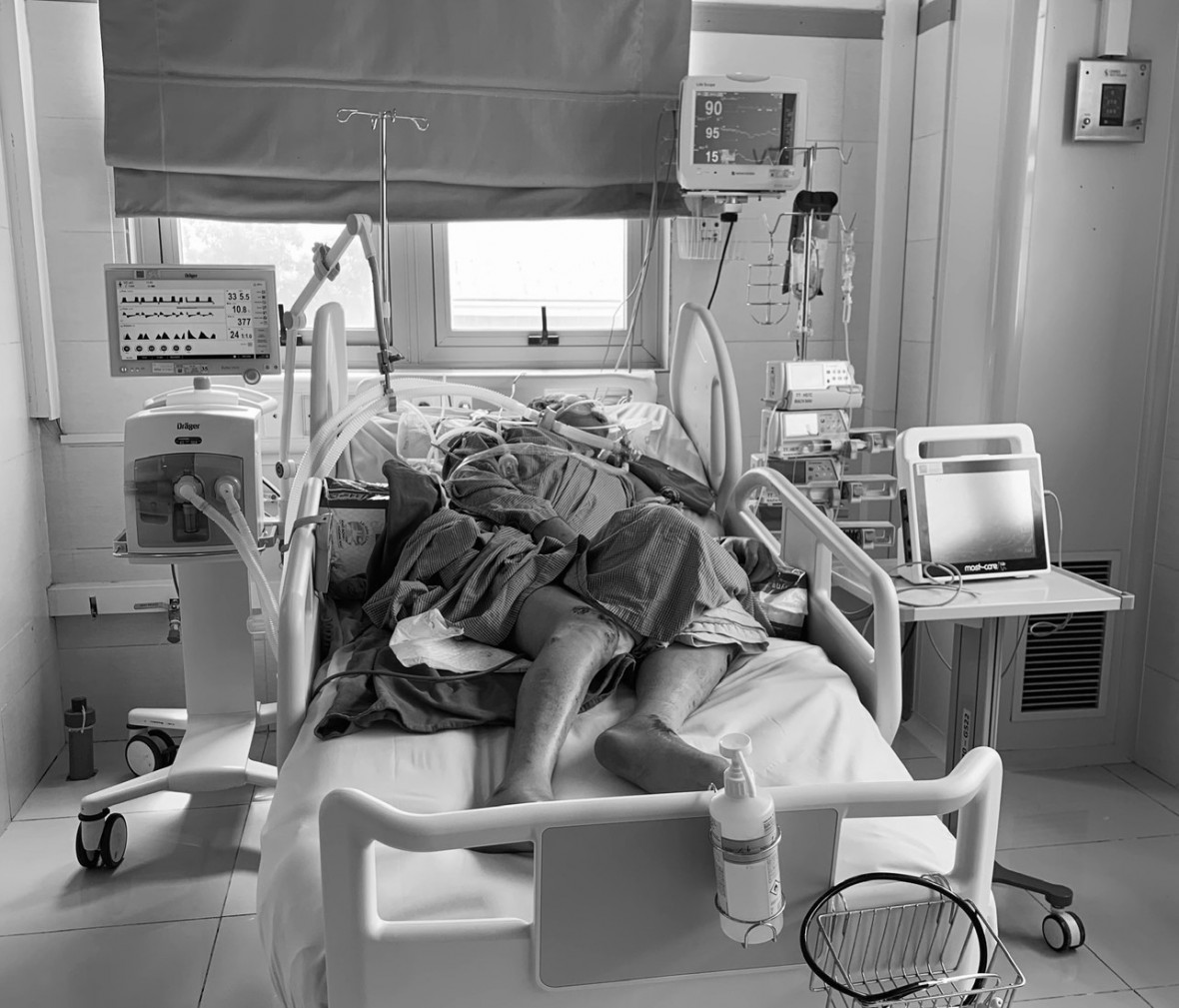 Vụ bệnh nhân tử vong do sốc phản vệ sau tiêm kháng sinh tại BV Đa khoa Đức Giang: Gia đình tiếp tục gửi đơn kiến nghị làm rõ Vụ bệnh nhân tử vong do sốc phản vệ sau tiêm kháng sinh tại BV Đa khoa Đức Giang: Gia đình tiếp tục gửi đơn kiến nghị làm rõ