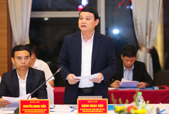 Ông Đặng Ngọc Hậu, Phó Chủ tịch UBND tỉnh Sơn La phát biểu tại buổi làm việc (Ảnh: Anh Dũng).