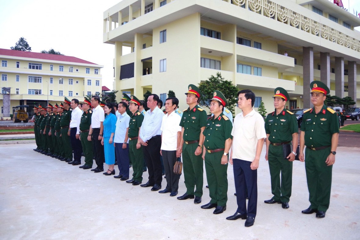 Đại tướng Nguyễn Trọng Nghĩa làm việc với lực lượng vũ trang Đồng Nai