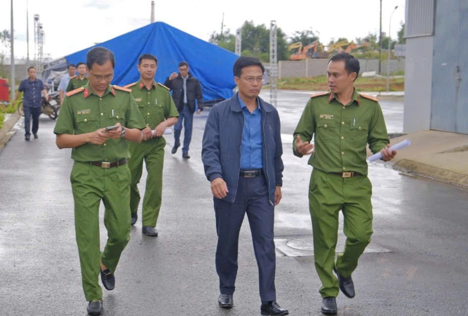 Khẩn trương xác minh vụ nổ bồn chứa axit tại Lâm Đồng khiến 2 công nhân tử vong