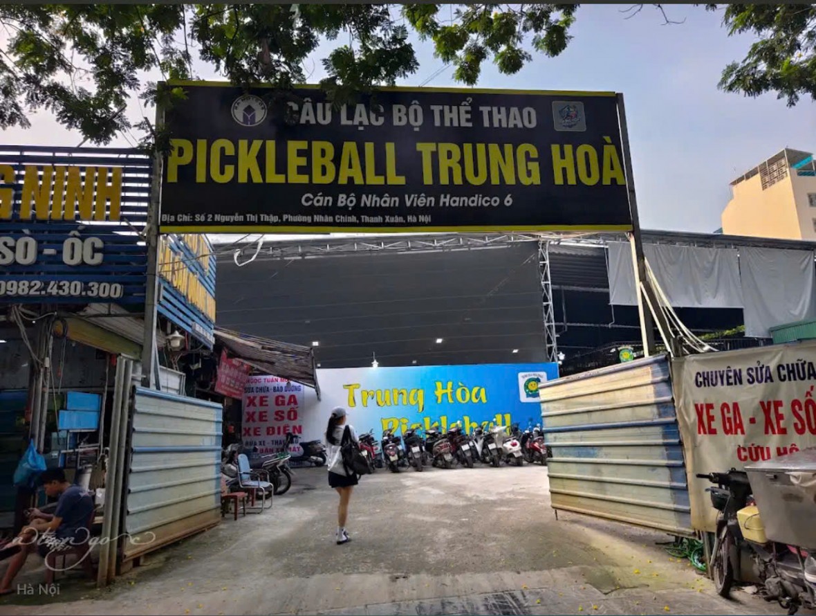 Lập biên bản cụm sân pickleball xây dựng trái phép, yêu cầu tháo dỡ ngay