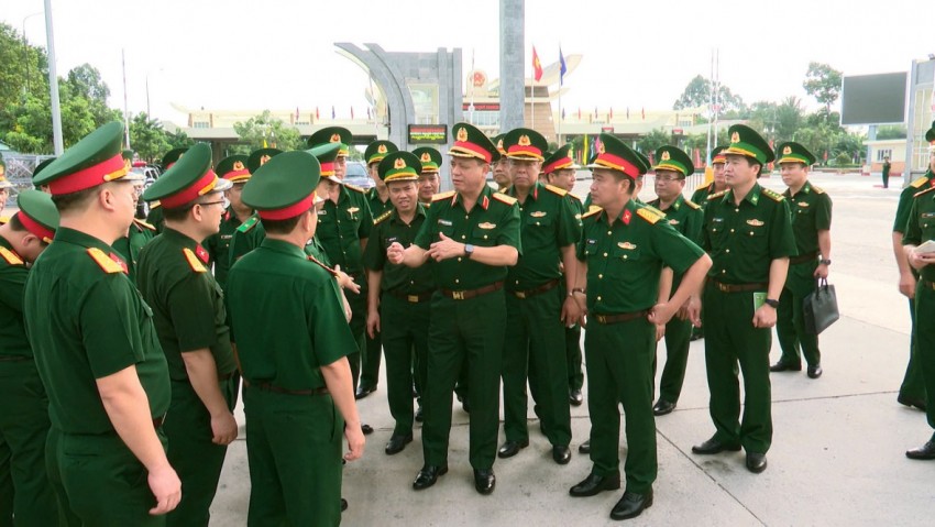 Kiểm tra công tác chuẩn bị Giao lưu hữu nghị Quốc phòng biên giới Việt Nam - Campuchia lần thứ 2